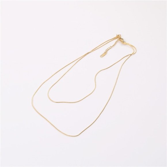 Real 18K Gold Platted Layered Snake Chain Necklace - Picture 4 of 5